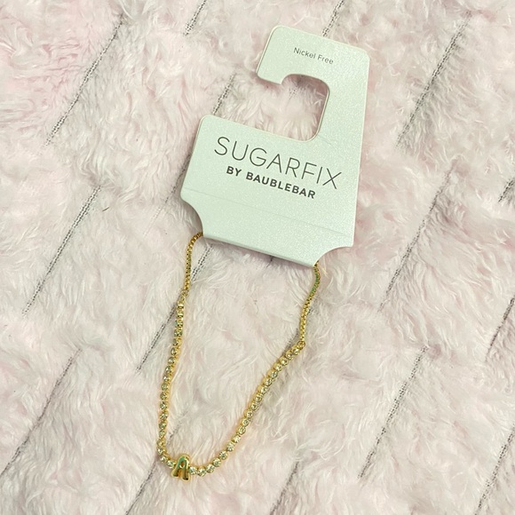 “A” initial bracket - Picture 2 of 3